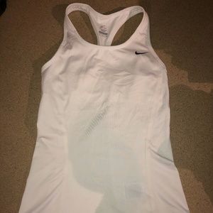 Nike razorback tank